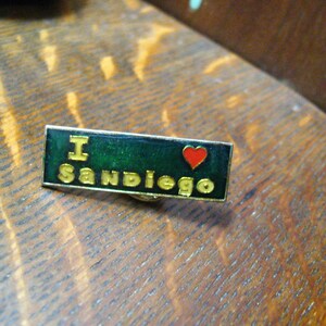 I Heart Love San Diego Vintage 1980&#39;s Lapel Pin