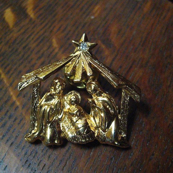 Nativity Scene Vintage Lapel Pin Brooch