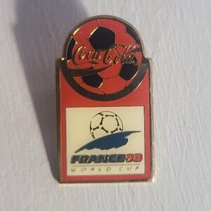 World Cup Soccer 1998 France Vintage Lapel Pin - Coca Cola Football Souvenir