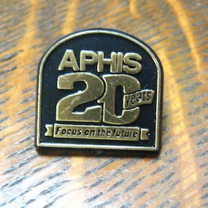 APHIS 20 Jahre Vintage Anstecknadel