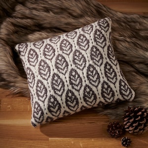 Leaf cushion knitting pattern , stranded knitting , fair isle decor , leaf pillow , autumn fall decorative pillow cover, best holiday gift image 1