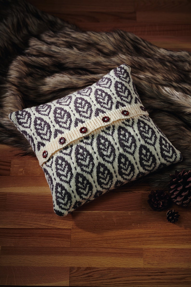 Leaf cushion knitting pattern , stranded knitting , fair isle decor , leaf pillow , autumn fall decorative pillow cover, best holiday gift image 2