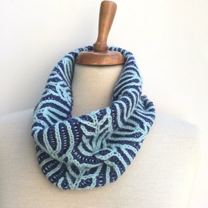 Cowl Knitting Pattern , Brioche knit , unisex snood pattern , knitting fashion pattern ,  hand knit gift for knitters , downloadable gift