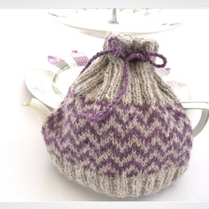 Knitting Pattern for small tea cosy , instant download , digital pattern for easy fairisle knit , pdf downloadable gift , diy knitting image 3