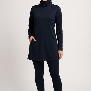 Modest Sportswear for Muslim Women | Navy Hijab Sports Set with Thumbhole | Full Coverage Activewear | Long Tunic Leggings