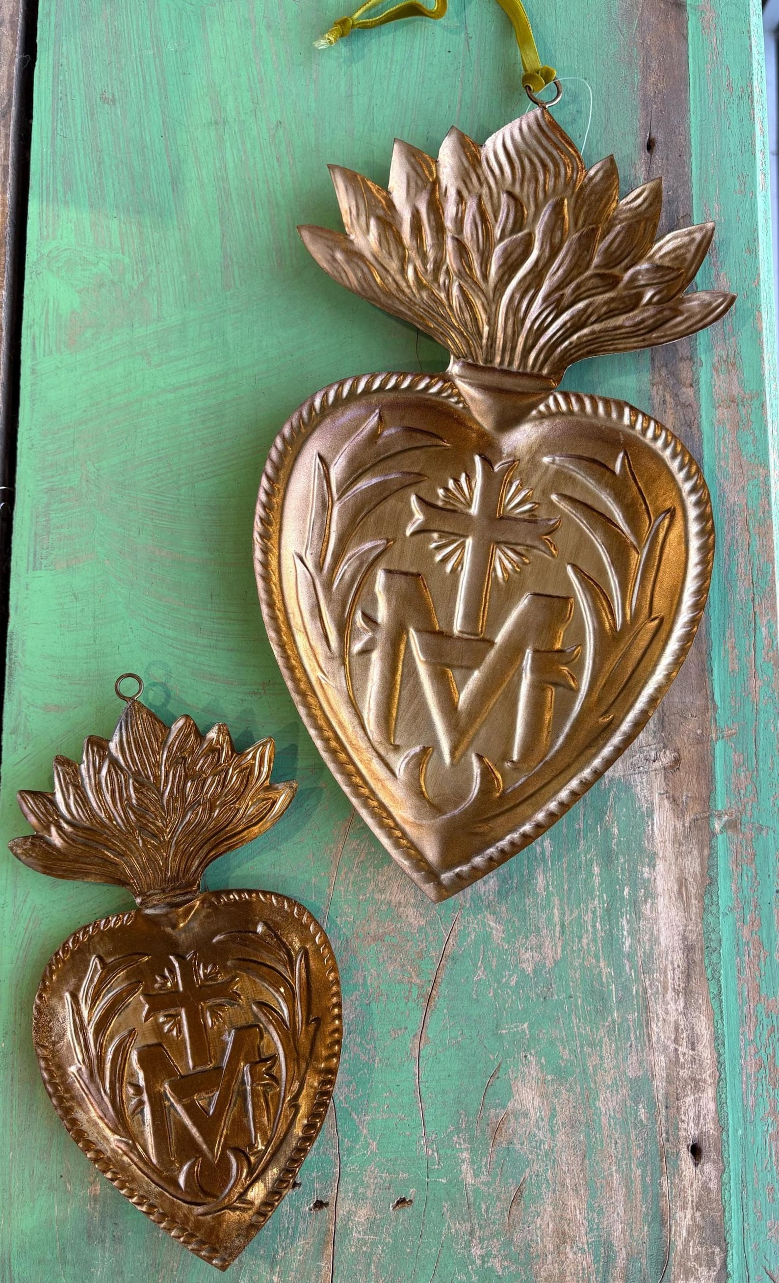 Gold Embossed Marian Sacred Heart Wall Hanging or Ornament – Medium (8 ...