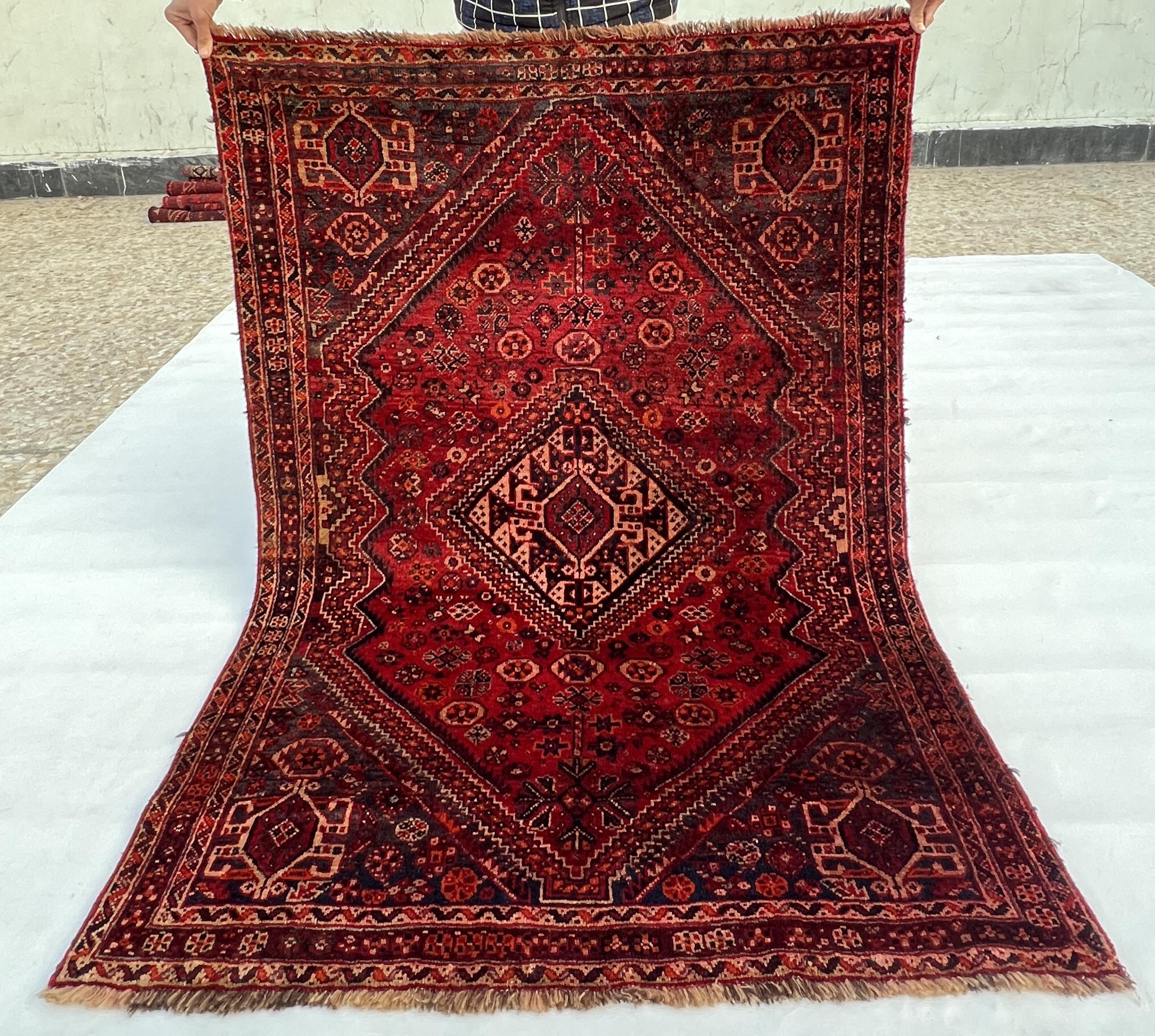 Antique qashqai shiraz rug※今だけお値下げ！ Qashqai Antique Rug 3'9 X 5'1 Feet, Handmade Vintage Shiraz Rug