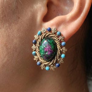Natural Anyolite Oval Stud Earrings, Chunky Ruby Zoisite Statement Jewelry Gift for Her - 14k Antique Gold Plated Victorian Retro Earring