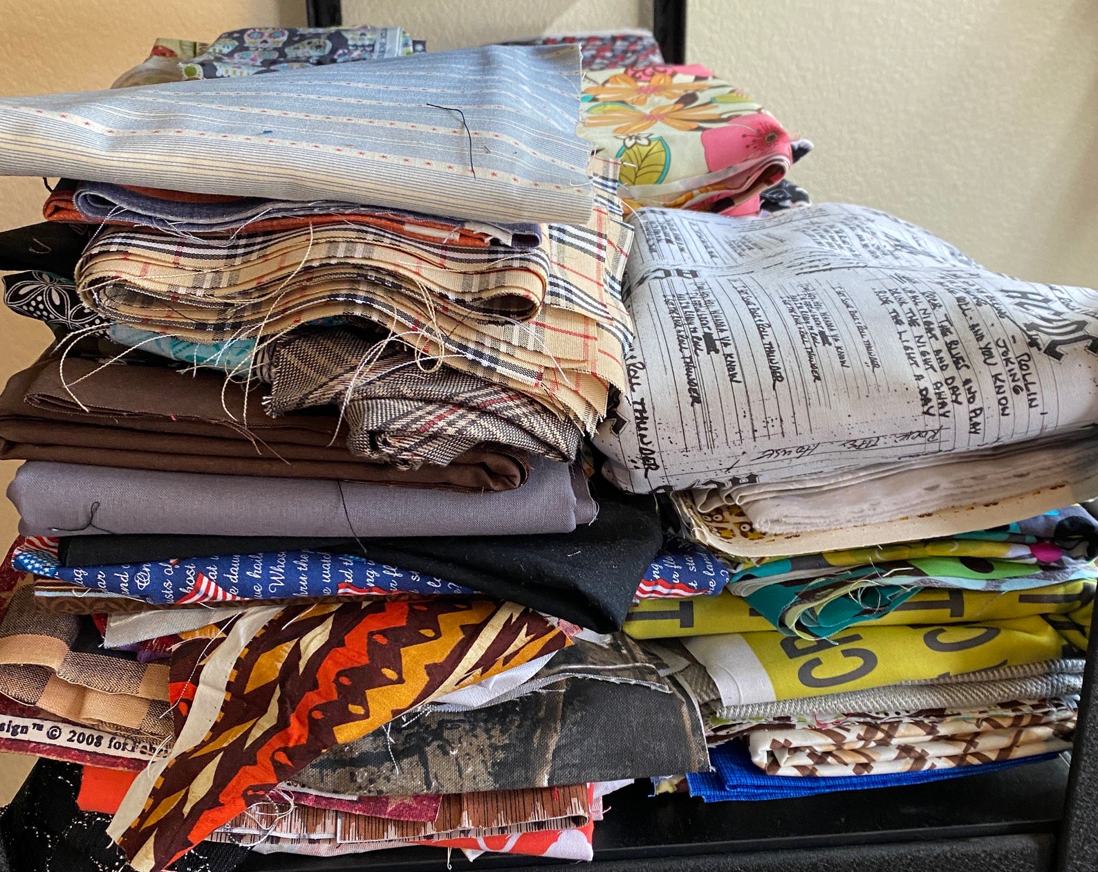 Cotton Fabric by the Pound Mystery Fabric Bundle Quilting - Etsy