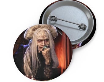 Dracula - A Love Tale Pin Button