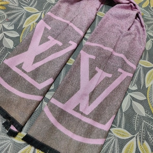Authentic Louis vuitton Scarf Stole pink brown Wool Cashmere Lv logo muffler unisex