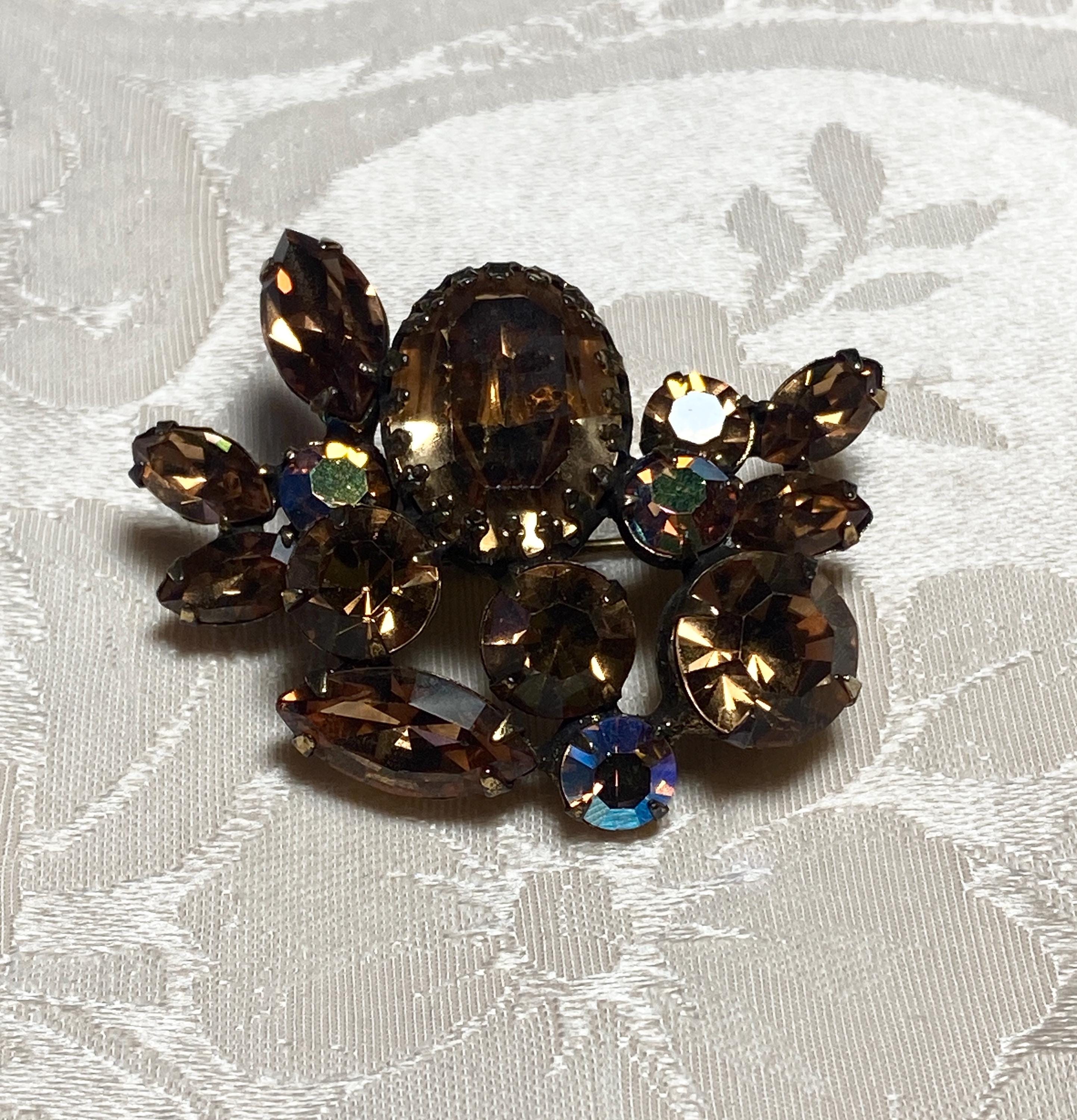 REGENCY ヴィンテージ　ブローチ Regency butterfly brooch - Etsy 日本