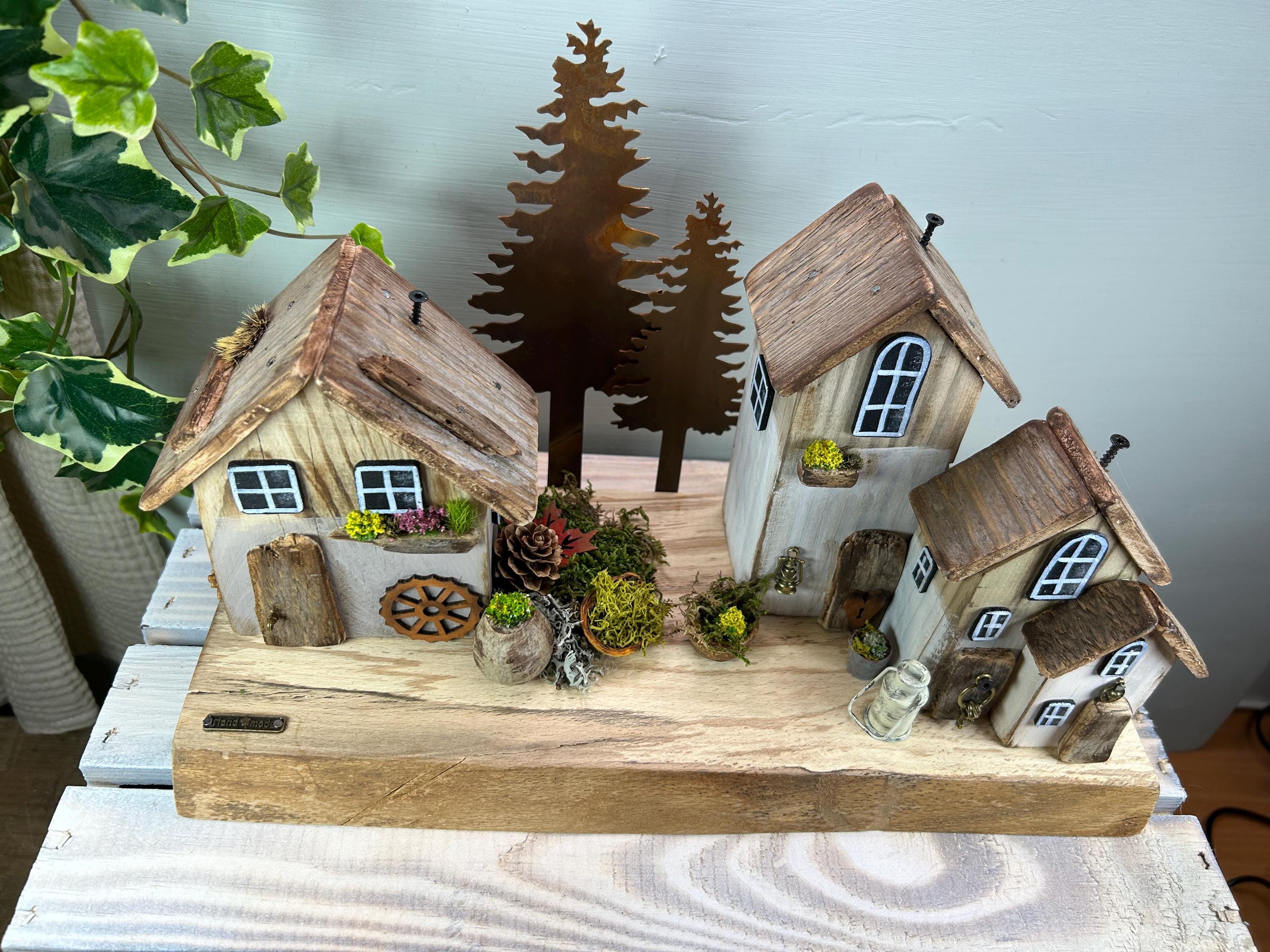 Kleines dorf holzhäuser