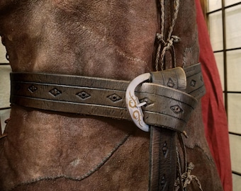 Aragorn/Strider Belt - Hand-Crafted, High Quality Distressed Leather - Made to Order - Lord of the Rings, Renaissance Faire, Cosplay