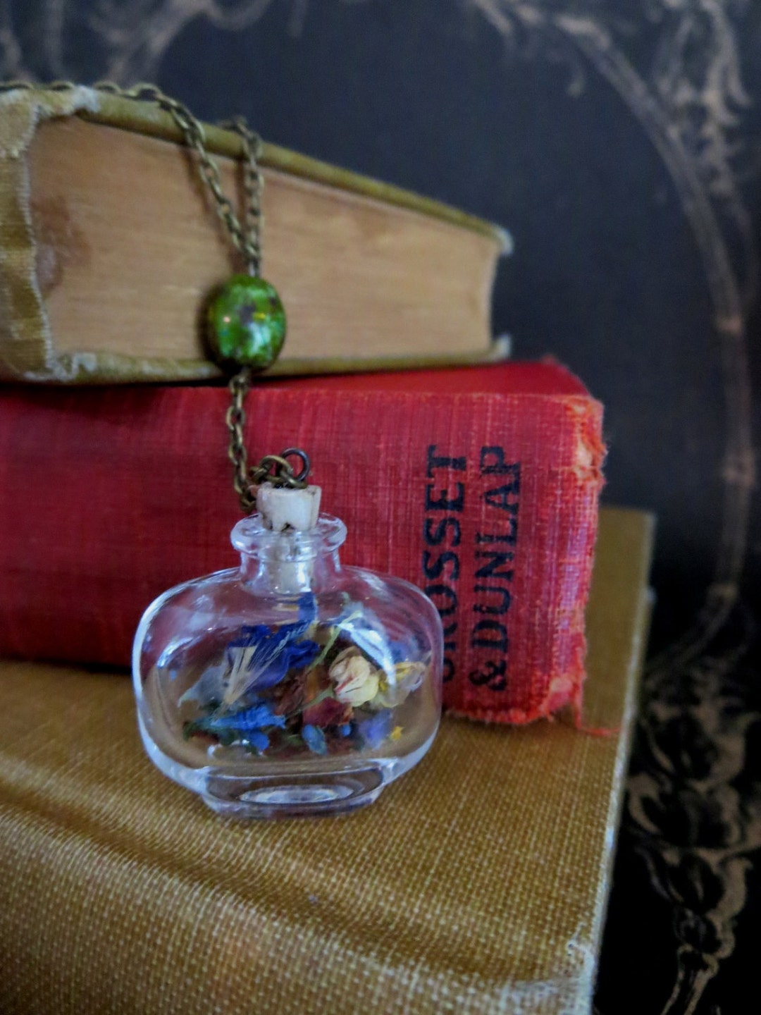 Pendentif Charme Bouteille Miniature Avec Aquarium Et Plantes - Verre Et Métal Doré - Neuf
