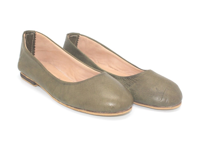 olive green flat shoes