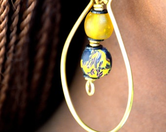 Yellow Beaded African hoop earrrings,Yellow African beaded hoop earrings,Yellow Afrocentric hoop earrings for women