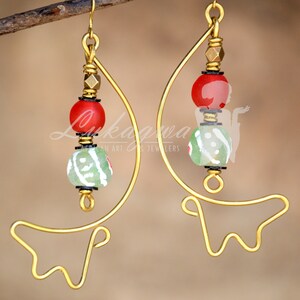 Red and Green beaded drop earrings,AFrocentric Red drop earrings,African Green drop earrings image 1