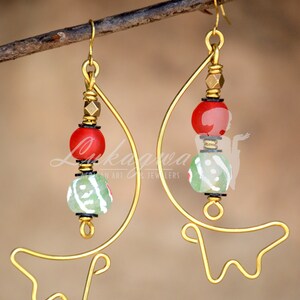 Red and Green beaded drop earrings,AFrocentric Red drop earrings,African Green drop earrings image 2