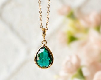 Gold Emerald Green Pendant Necklace, Dark Green Crystal Necklace, May Birthstone Jewelry, Birthday Gift for Women, Emerald Green Wedding