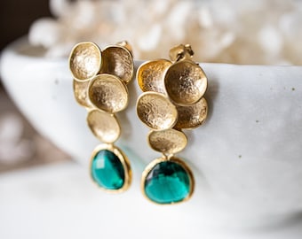 Emerald Green Post Earrings, Art Deco, Gold Circles Earrings, Bubble, May Birthstone, Emerald Wedding Jewelry, Bridal Earrings, Gift for mom