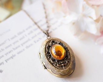 Collar con medallón de topacio vintage: óvalo de oro antiguo con foto personalizada