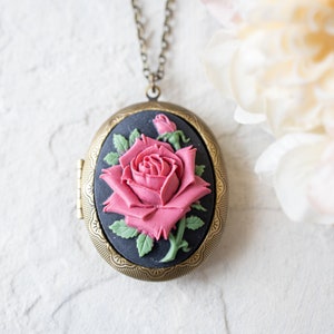 Pink Rose Cameo Antiqued Gold Oval Photo Locket Necklace, Personalized Gift for Women For Her, Family Photo Locket, Victorian Floral Pendant