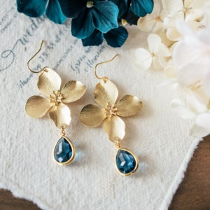 Navy Blue Earrings, Gold Hydrangea Flower Earrings, Navy Blue Wedding Jewelry, Bridesmaid Earrings, Dark Sapphire Blue Crystal  Earrings