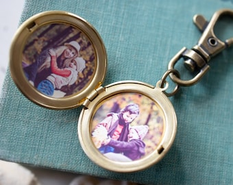 Photo Locket Key Chain for Men, Keychain, Gold Brass Locket Key Ring, Personalized Gift for Dad Husband Father Boyfriend Son Brother