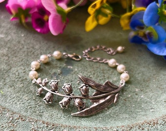 Lily of the Valley Bracelet Cream White Pearls Antiqued Brass Flower Bracelet Vintage Wedding Bridal Bracelet lily of the valley jewelry