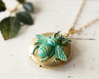 Bee Locket Necklace, Personalized Photo Locket, Verdigris Patina Honey Bee Bumble Bee Necklace, Gift for Bee Lover