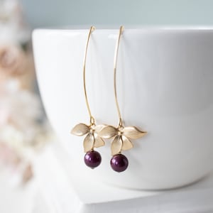 Plum Purple Pearl Earrings, Gold Orchid Flower Burgundy Pearl Earrings, Plum Wedding Bridal Bridesmaid Earrings,  BurgundyWedding Jewelry