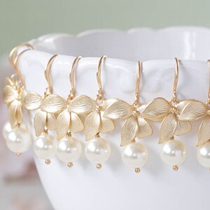 Gold Orchid Flower Round Cream White Pearl Bridal Earrings Wedding Earrings Bridesmaid Earrings Bridal Party Gift Bridesmaid Gift