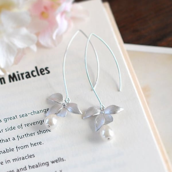 Bridal Earrings Silver Orchid Flower Teardrop Cream Pearls Dangle Earrings Teardrop White Pearl Drop Earrings Wedding Earrings Bridesmaid