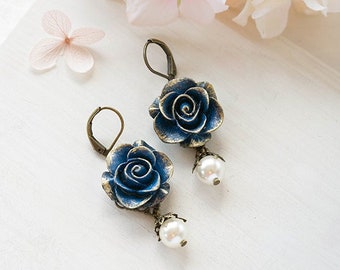 Navy Blue Rose Earrings with Cream White Pearl, Gold Navy Blue Wedding Bridal Earrings, Bridesmaid gift, Gift for mom wife sister daughter