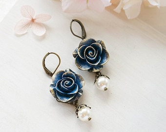 Navy Blue Rose Earrings with Cream White Pearl, Gold Navy Blue Wedding Bridal Earrings, Bridesmaid gift, Gift for mom wife sister daughter