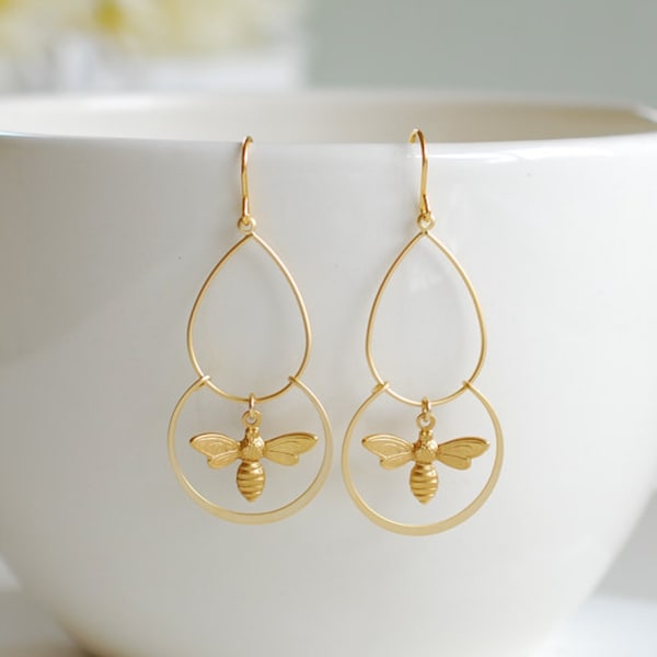 Gold Bee Earrings, Bee Dangle Earrings, Chandelier Earrings, Bee Jewelry, Unique Gift for Bee Lovers