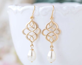 Matte Gold Celtic Knot Earrings Filigree Cream White Teardrop Pearl Dangle Earrings Wedding Bridal Earring Eternity infinity jewelry