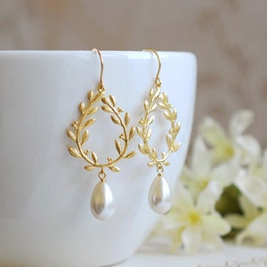 Bridal Earrings, Ivory Cream Teardrop Pearl Earrings, Gold Laurel Wreath Chandelier Earrings, Wedding Jewelry, Bridesmaid gift