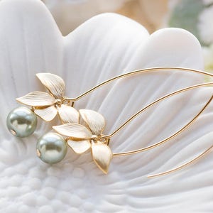 Sage Green Pearl Earrings with Gold Flower, Olivine Sage Green Wedding Bridal Earrings, Gift for Wife Girlfriend Mom daughter sister for her image 2