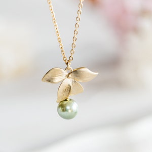 Sage Green Pearl Gold Flower Necklace, Sage Green Wedding Jewelry, Bridesmaid Gift, Bridal Necklace, Birthday Gift for Mom for Her image 1