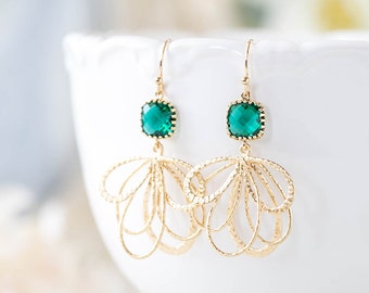 Emerald Green Earrings Gold Dangle Earrings Emerald Wedding Earrings Bridesmaid Earrings Bridal Jewelry May Birthstone Jewelry Gift for Her