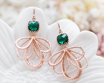 Emerald Green Rose Gold Earrings, Wedding Jewelry, Bridesmaid Earrings, Emerald jewelry, May Birthstone Birthday Gift for wife for Mom