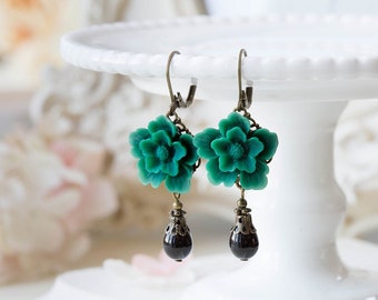 Emerald Green Earrings, Dark Green Flower Black Teardrop Pearl Dangle Earrings, Emerald Green Wedding, Leaverback Earrings, Gift for Her