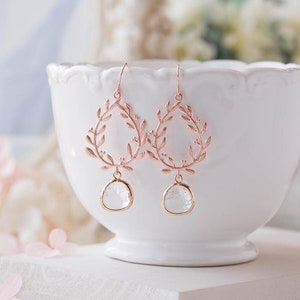 Brincos de coroa de louros em ouro rosa com pingentes de cristal transparente, brincos de noiva em ouro rosa, presente para madrinhas, joias em ouro rosa