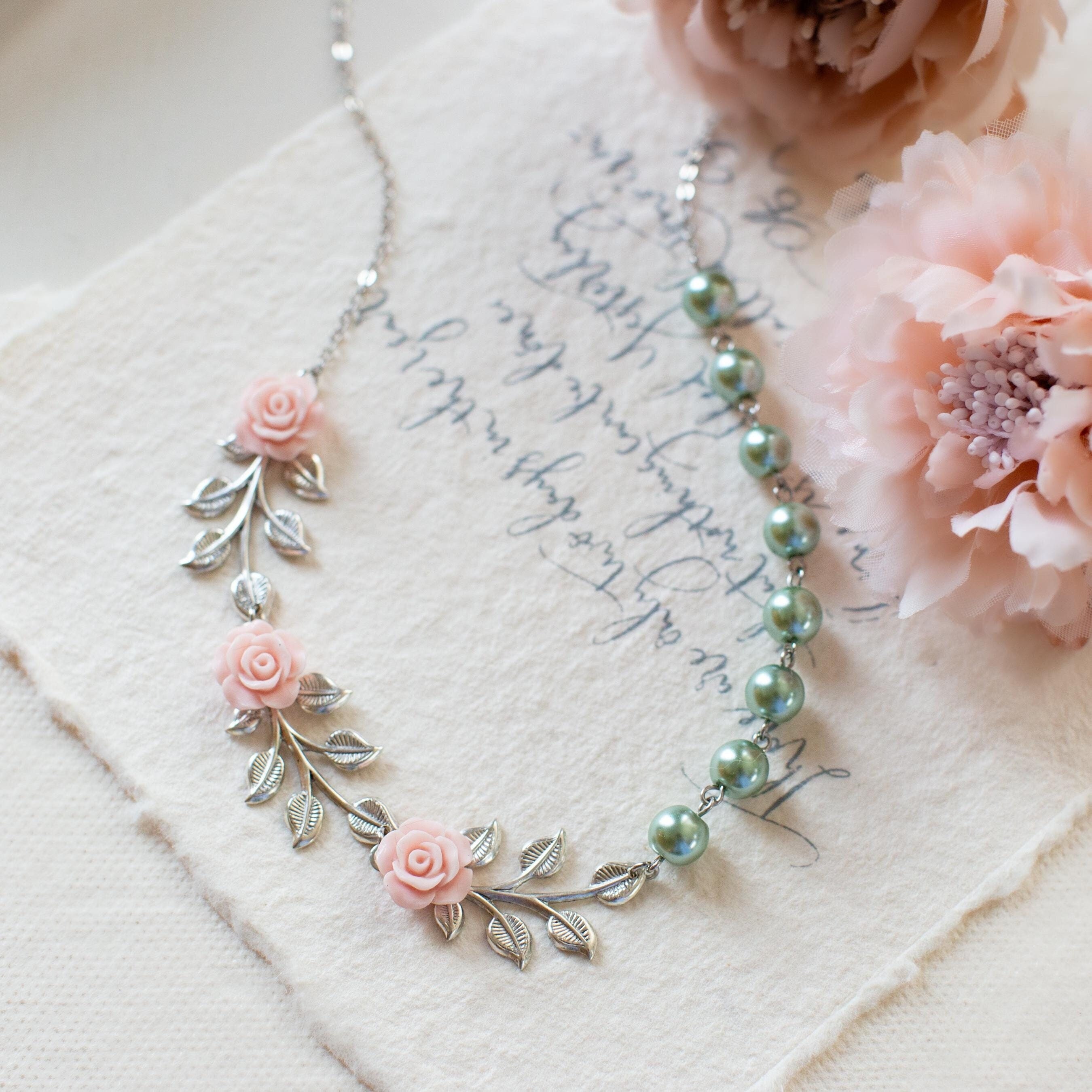 pink dress green jewellery Kundan Choker Necklace: Pink & Green Indian Jewelry Set