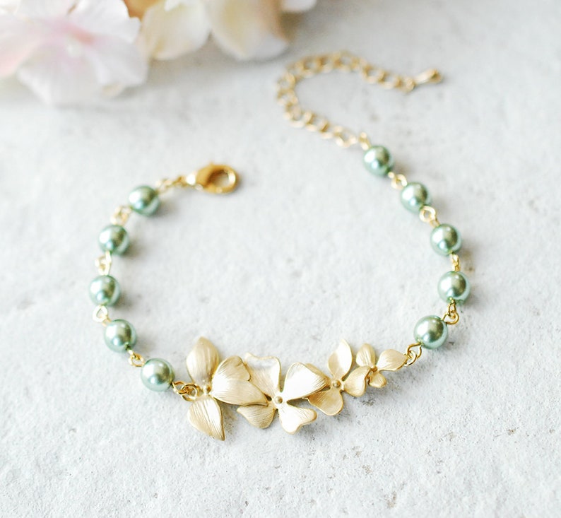 Sage Green Wedding Bridal Bracelet Bridesmaid Gift Sage Etsy Canada