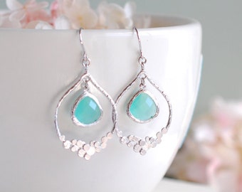 Mint Earrings in Silver, Mint Blue Glass Drop Earrings in Silver, Silver Chandelier Earrings, Mint Wedding Bridal Jewelry, Bridesmaid Gift