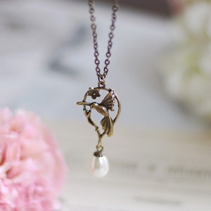 Hummingbird Necklace. Teardrop Cream Pearl Antique Brass Hummingbird Pendant Necklace. Hummingbird Jewelry, Birthday gift for mom image 5