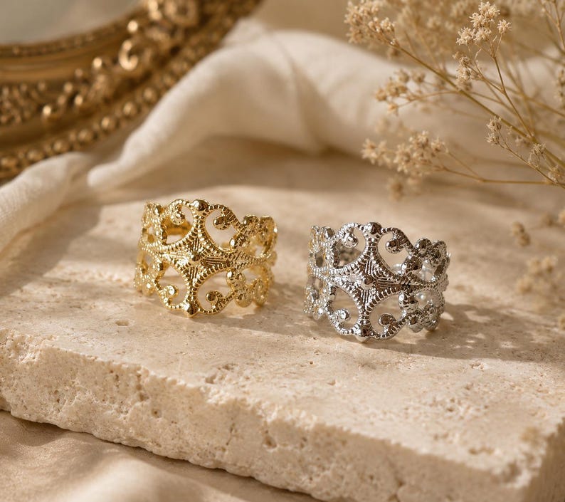 Anillo victoriano de filigrana de oro, anillo con banda de encaje, anillo llamativo de inspiración vintage, regalo de joyería romántica de estilo antiguo para ella. imagen 5